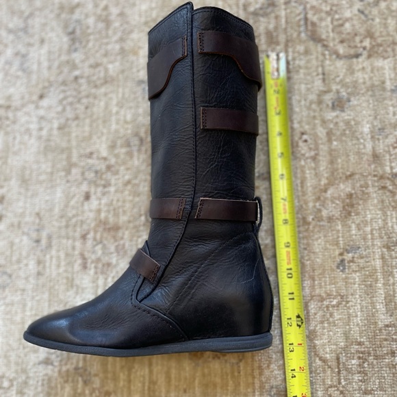 New OTBT Oiled Leather Buckled Moto Boots, black and brown size 6 - Picture 5 of 11